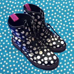 *Vintage - Ziggies Polka Dot Lace-Up Boots* - 90s